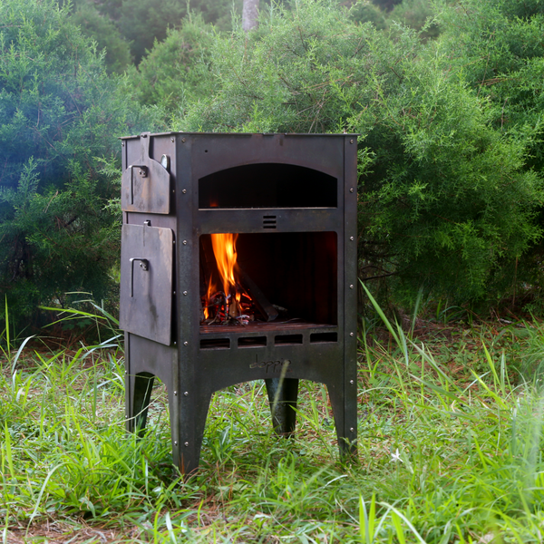 Wood-Fired Outdoor Pizza Oven